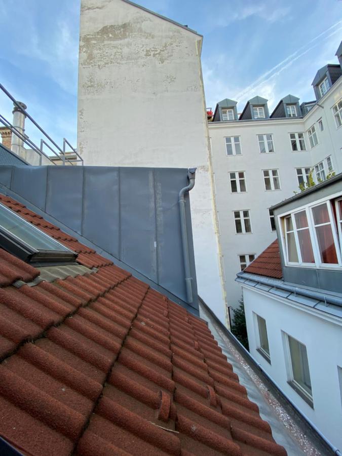 Appartement Pension 700M Zum Ring Виена Екстериор снимка